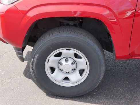 Certified 2023 Toyota Tacoma SR AWD/4WD image 8