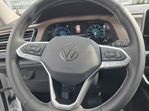 New 2026 Volkswagen Atlas SE AWD/4WD image 18