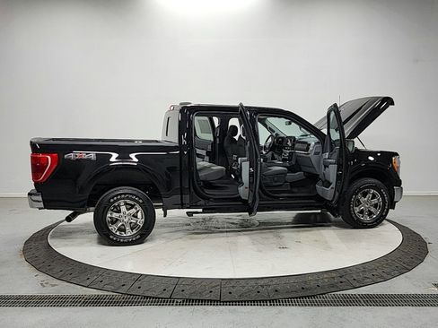 Used 2021 Ford F150 XLT w/ Equipment Group 301A Mid image 16