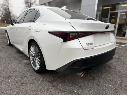 Used 2022 Lexus IS 300 AWD w/ Premium Package image 10