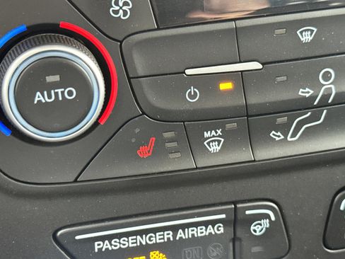 Used 2019 Ford Escape Titanium FWD image 21