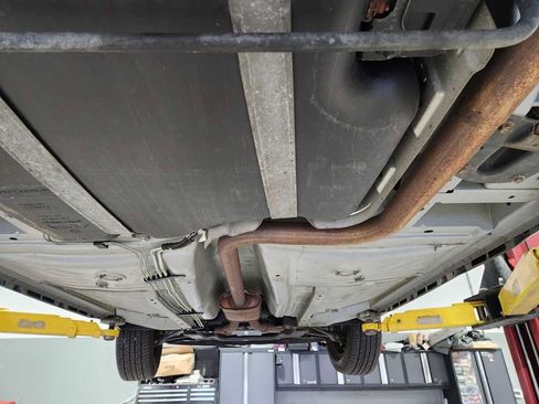 Used 1998 Chrysler Concorde LX image 13