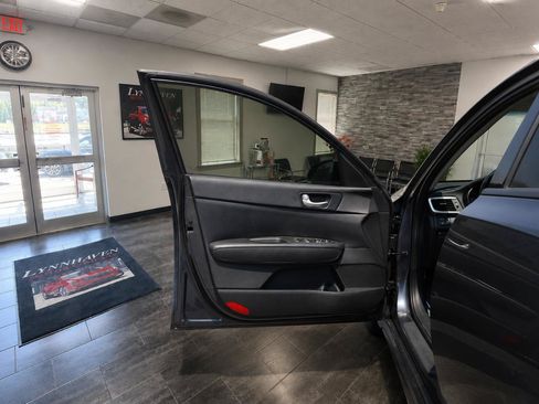 Used 2019 Kia Optima S w/ S Panoramic Sunroof Package FWD image 14
