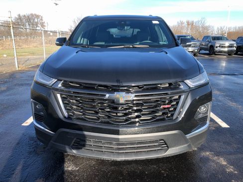 Certified 2023 Chevrolet Traverse RS image 2