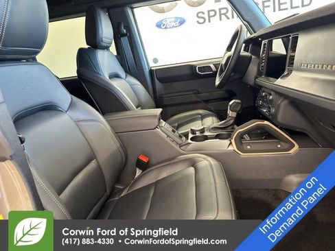 New 2025 Ford Bronco Badlands image 32