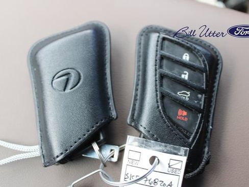 Used 2025 Lexus ES 350 w/ Premium Package FWD image 26