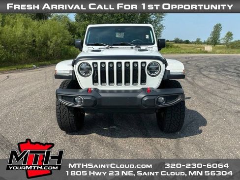 Used 2019 Jeep Wrangler Unlimited Rubicon AWD/4WD image 3