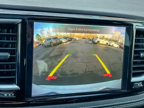 Used 2023 Chrysler Pacifica Limited image 20