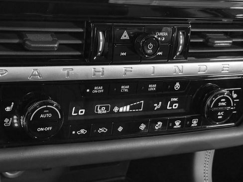 New 2026 Nissan Pathfinder Platinum w/ Cargo Package AWD/4WD image 13