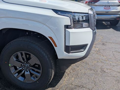 New 2026 Nissan Frontier SV AWD/4WD image 16