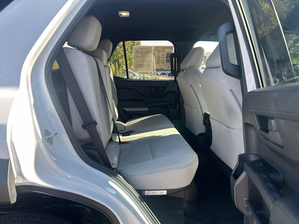 Used 2026 Toyota 4Runner SR5 AWD/4WD image 16