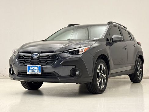 Used 2026 Subaru Crosstrek 2.5i Premium AWD/4WD image 2