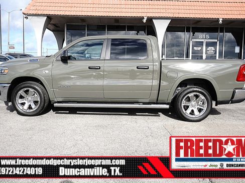 Used 2026 RAM 1500 Big Horn AWD/4WD image 2