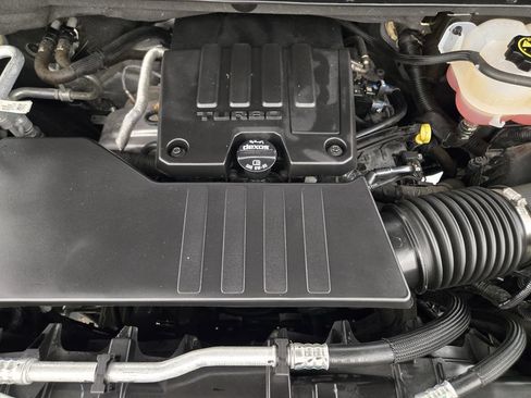 Used 2024 Chevrolet Silverado 1500 Custom RWD image 35