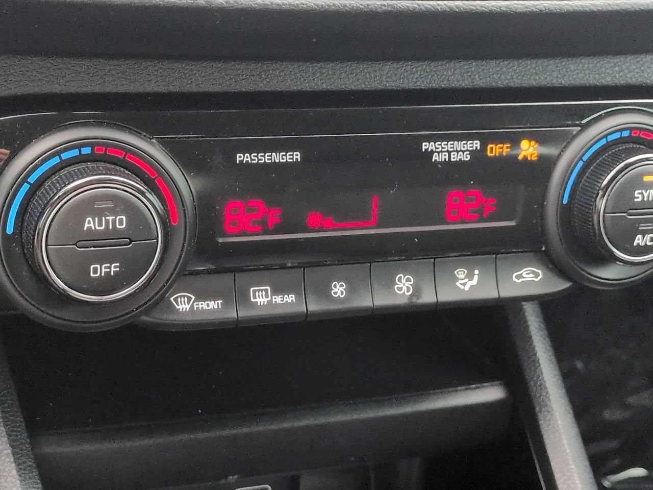 Used 2019 Kia Forte LXS FWD image 26
