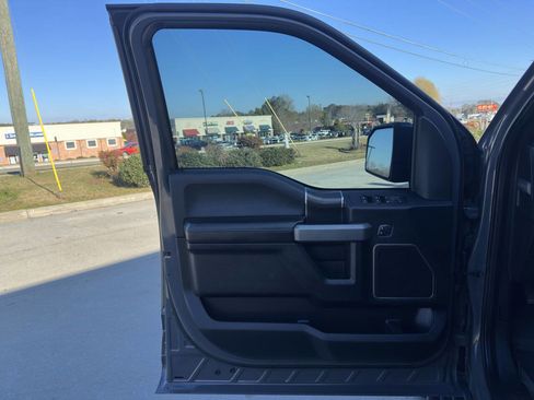 Used 2018 Ford F150 Raptor w/ Equipment Group 802A Luxury image 21