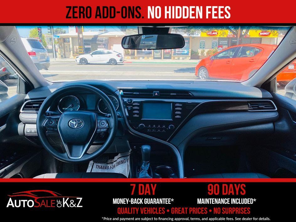 Used 2019 Toyota Camry LE FWD image 32