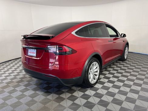 Used 2019 Tesla Model X Long Range image 5
