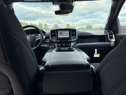 New 2026 RAM 1500 Classic Warlock image 24