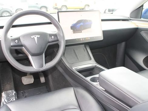 Used 2023 Tesla Model Y Long Range AWD/4WD image 11