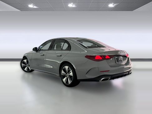 Used 2026 Mercedes-Benz E 450 4MATIC Sedan image 3