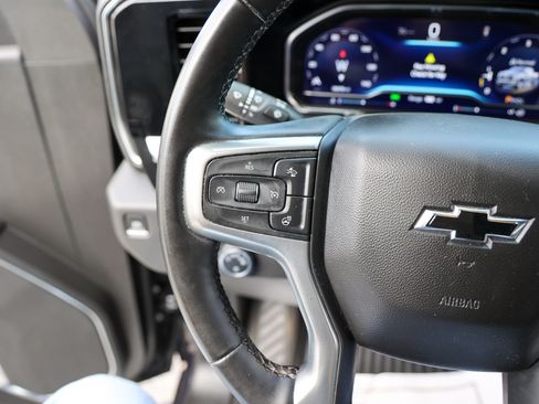 Used 2024 Chevrolet Silverado 1500 LT RWD image 17