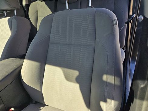 Used 2019 Toyota Tacoma SR5 image 17