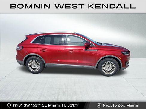 Used 2019 Lincoln Nautilus FWD image 7