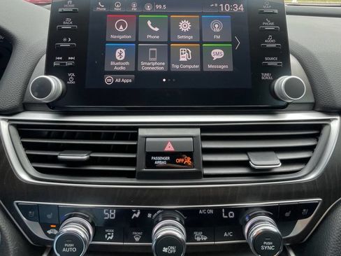 Used 2018 Honda Accord Touring image 24