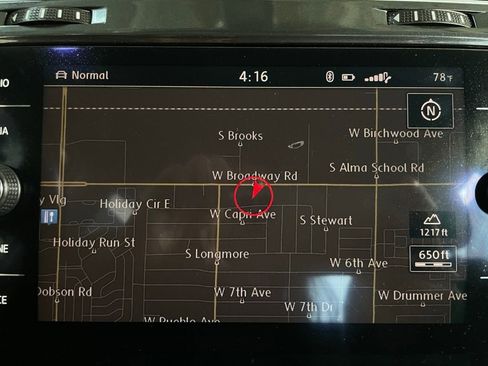 Used 2017 Volkswagen e-Golf SEL Premium image 47