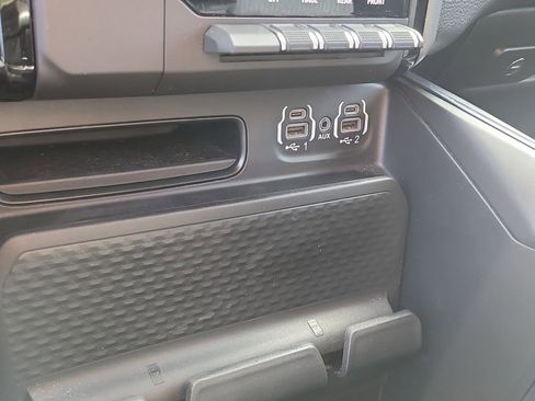 Used 2024 RAM 1500 Big Horn image 24