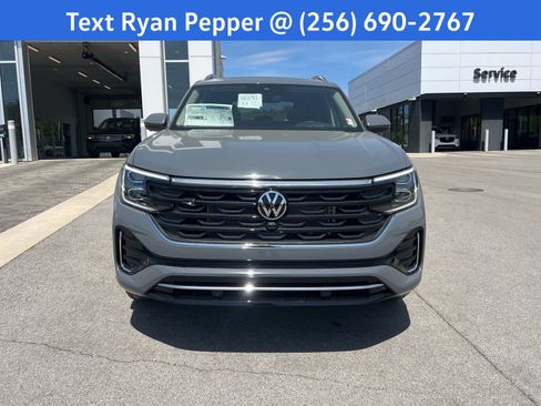 New 2026 Volkswagen Atlas SEL Premium R-Line AWD/4WD image 2