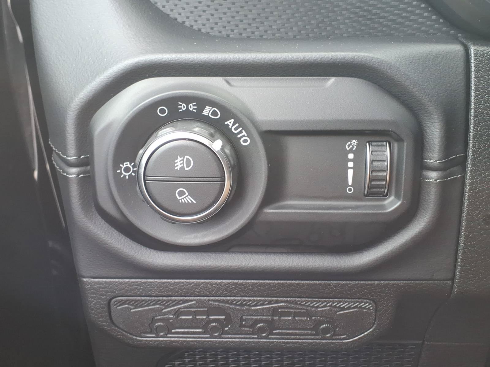 Used 2026 Jeep Gladiator Mojave AWD/4WD image 19