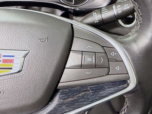 Used 2024 Cadillac XT5 Premium Luxury image 15