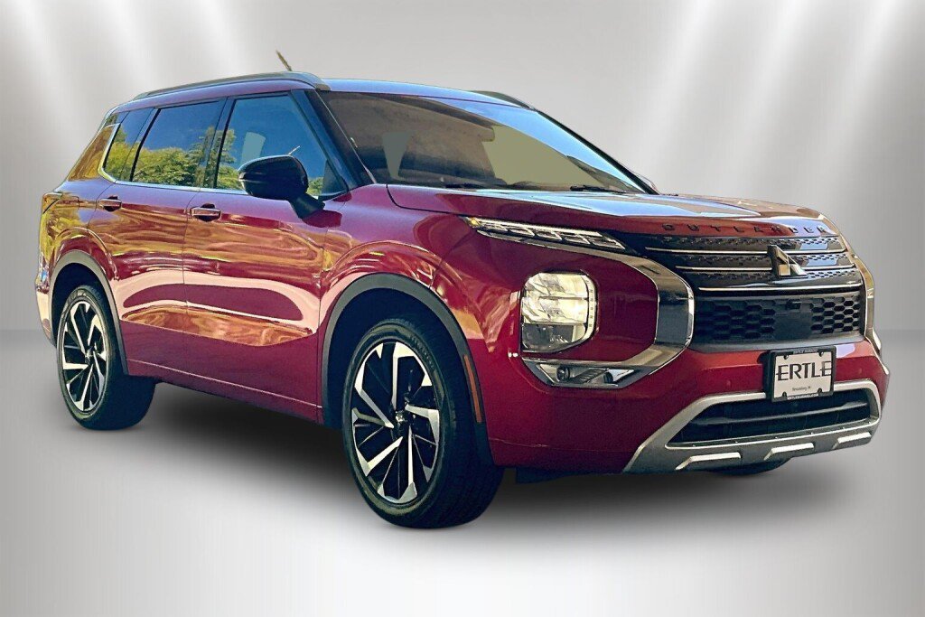 Used 2022 Mitsubishi Outlander SEL AWD/4WD image 1