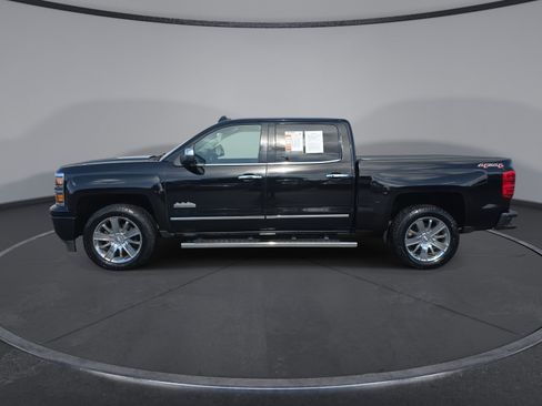 Used 2015 Chevrolet Silverado 1500 High Country w/ High Country Premium Package AWD/4WD image 10