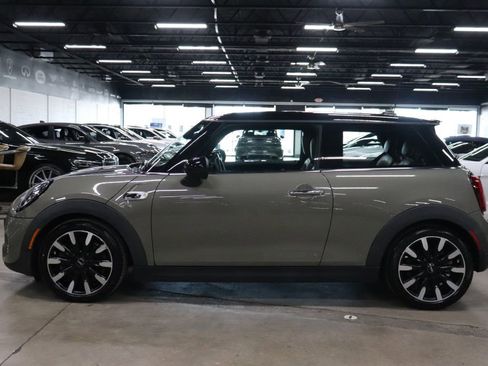Used 2019 MINI Cooper S image 2