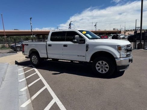 Used 2021 Ford F250 XLT w/ FX4 Off-Road Package AWD/4WD image 21