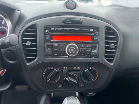 Used 2013 Nissan Juke S image 14