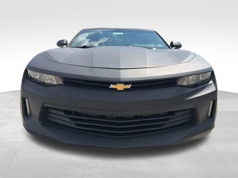 Used 2018 Chevrolet Camaro LT RWD image 2
