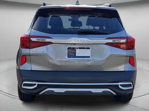 Used 2023 Kia Seltos S image 6