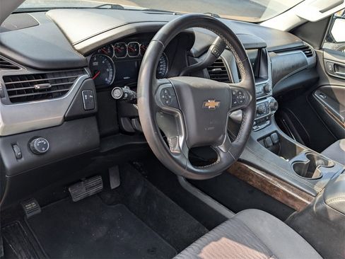 Used 2018 Chevrolet Tahoe LS image 6
