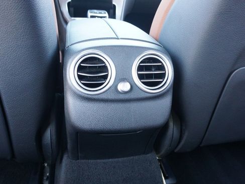 Used 2020 Mercedes-Benz C 43 AMG AMG C 43 image 32