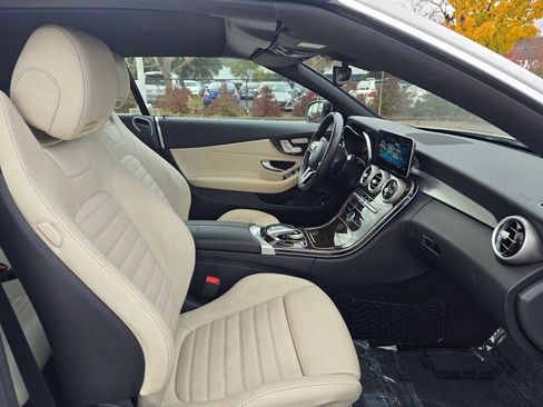 Used 2019 Mercedes-Benz C 300 4MATIC Cabriolet image 10