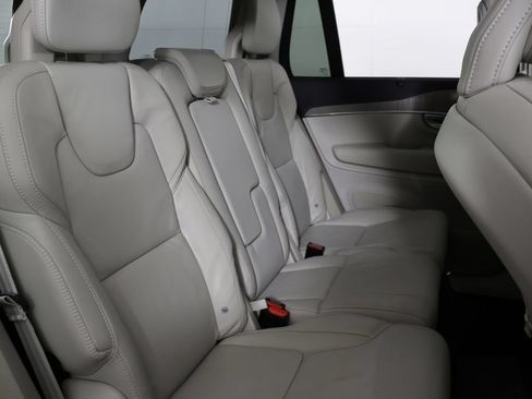 Used 2024 Volvo XC90 T8 Ultimate w/ Protection Package Premier AWD/4WD image 40
