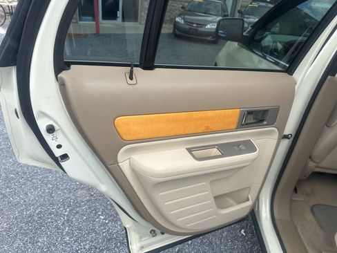 Used 2007 Lincoln MKX AWD image 14