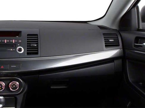 Used 2010 Mitsubishi Lancer DE FWD image 13