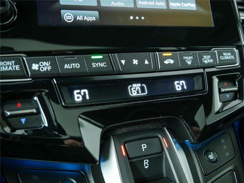 Used 2024 Honda Odyssey Touring image 16