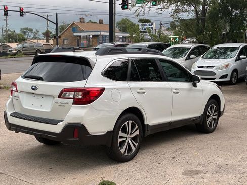 Used 2019 Subaru Outback 3.6R Limited w/ Popular Package #2 AWD/4WD image 7
