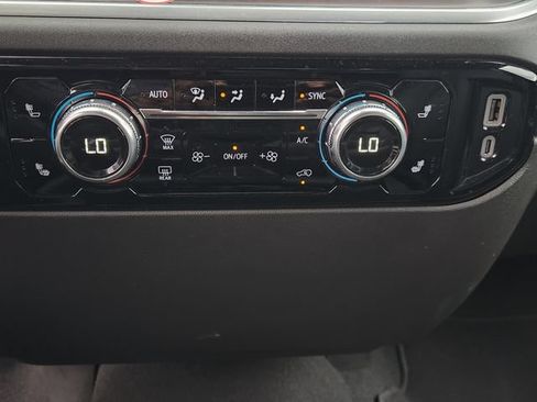 Used 2025 GMC Sierra 1500 SLT RWD image 17